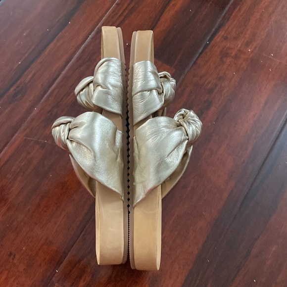 Antonio Melani 'Byrne' Knotted Slide Sandals Size 9.5 ( V -14) - Picture 3 of 7